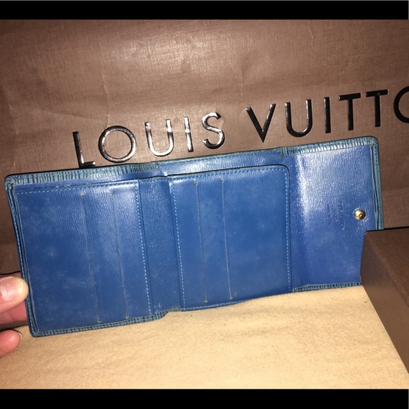 SOLD Louis Vuitton Blue Epi Wallet - Picture 5 of 8